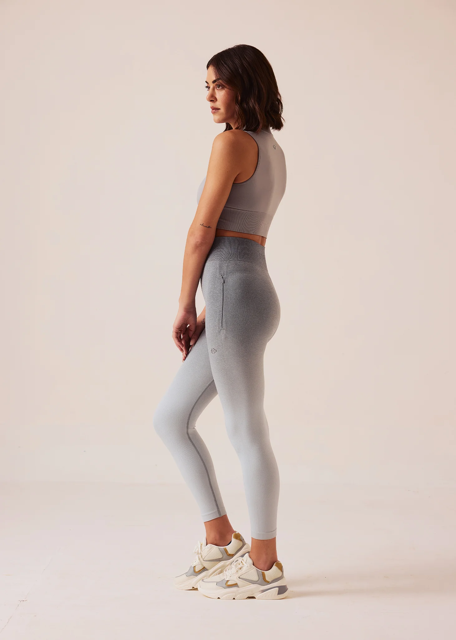Women High performance Ombre Leggings - Ultimate Grey - Image 5