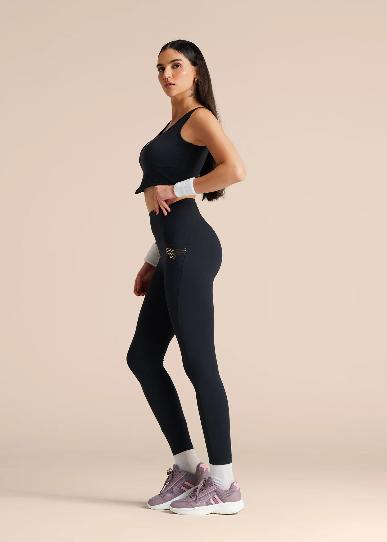 Ultra-High Waist Workout Legging - Black - Image 4