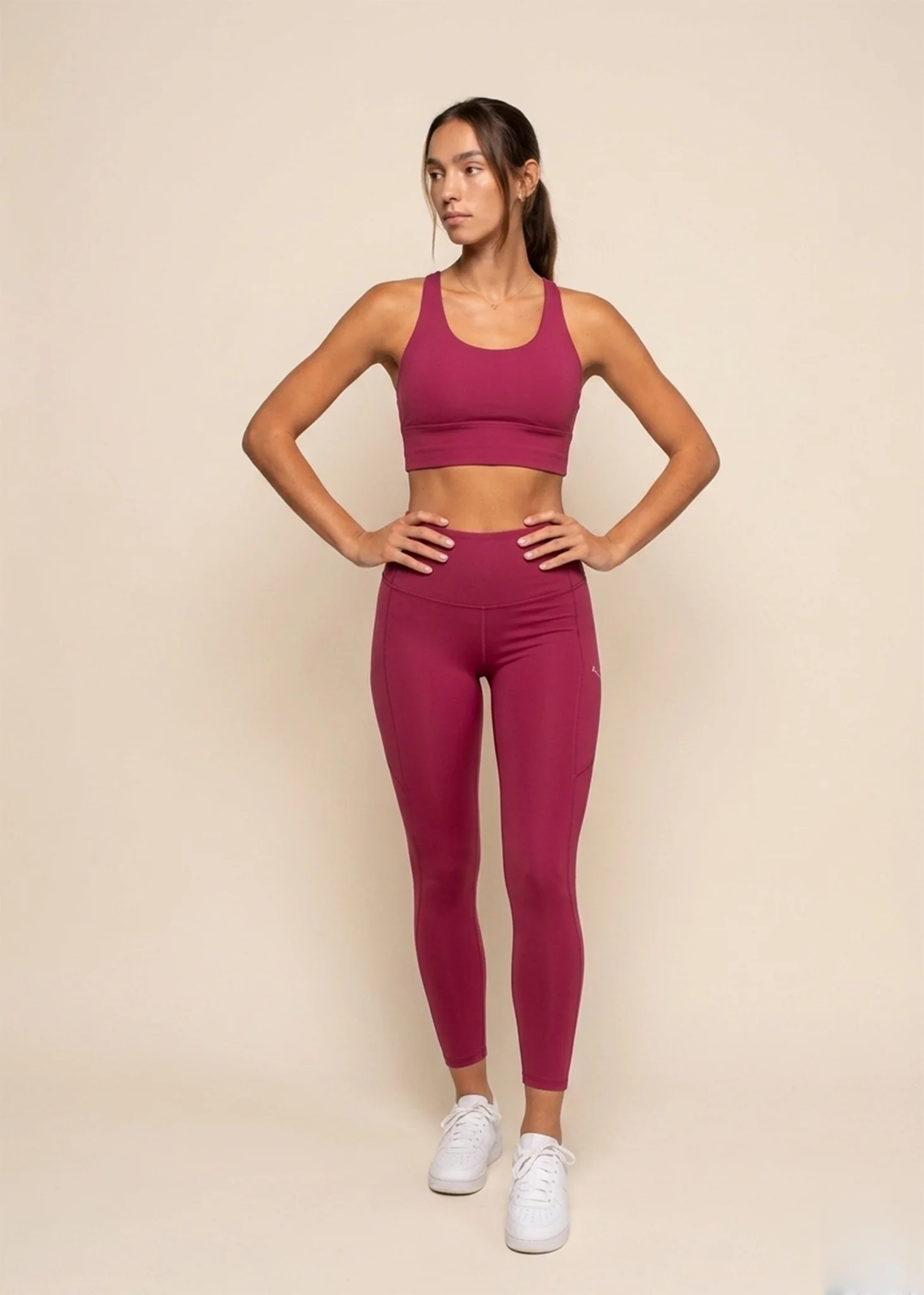 High Impact full coverage sports bra - Maroon - Image 3