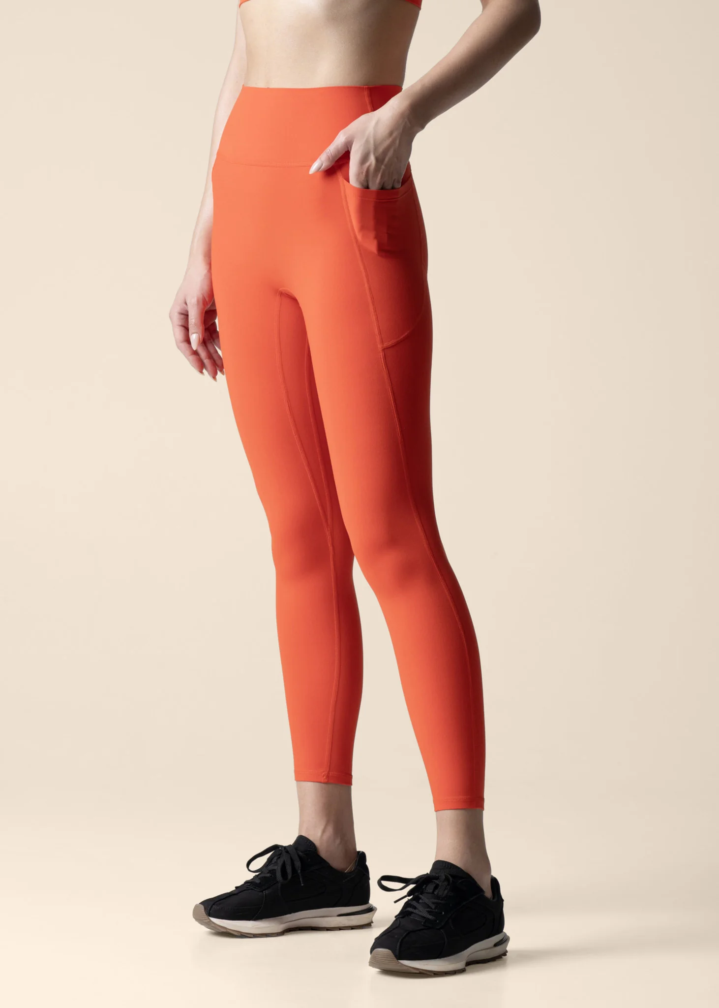Sculting Silhouette StrchFlex Leggings - Orange - Image 4