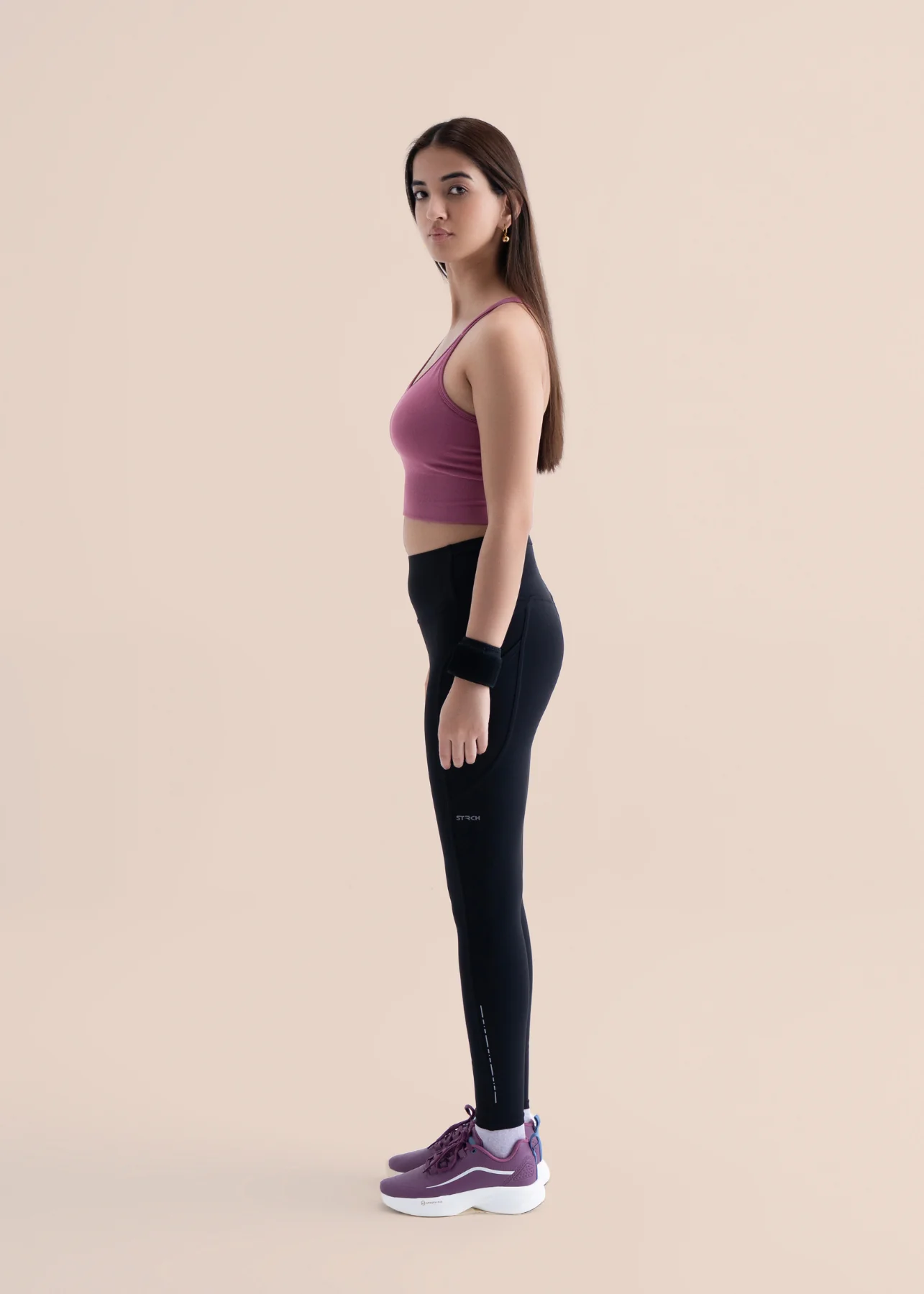Seamless open Back Sports Bra - Hawthorn Rose - Image 5