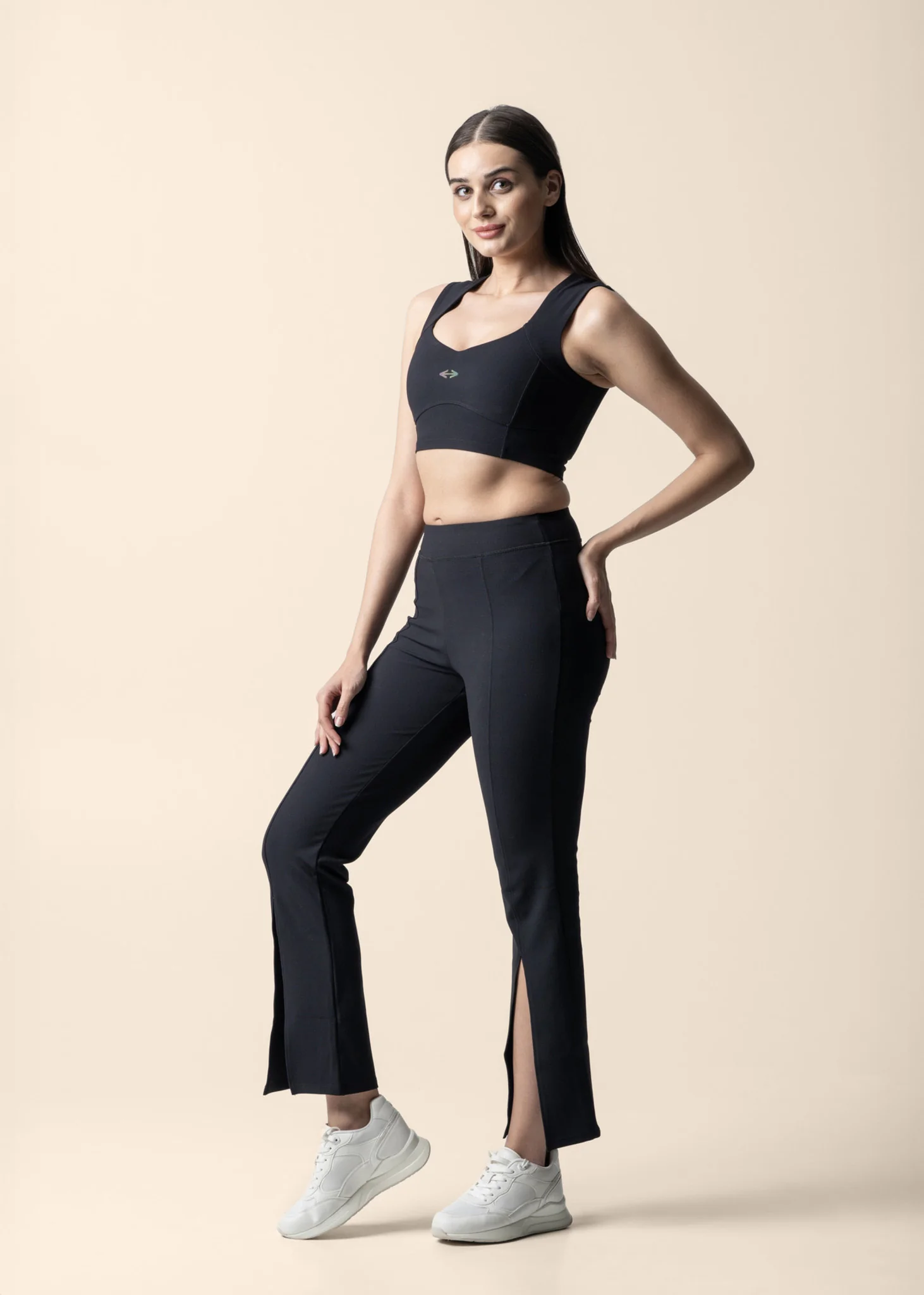 Women Reflective Gym Sports Bra - Black - Image 4