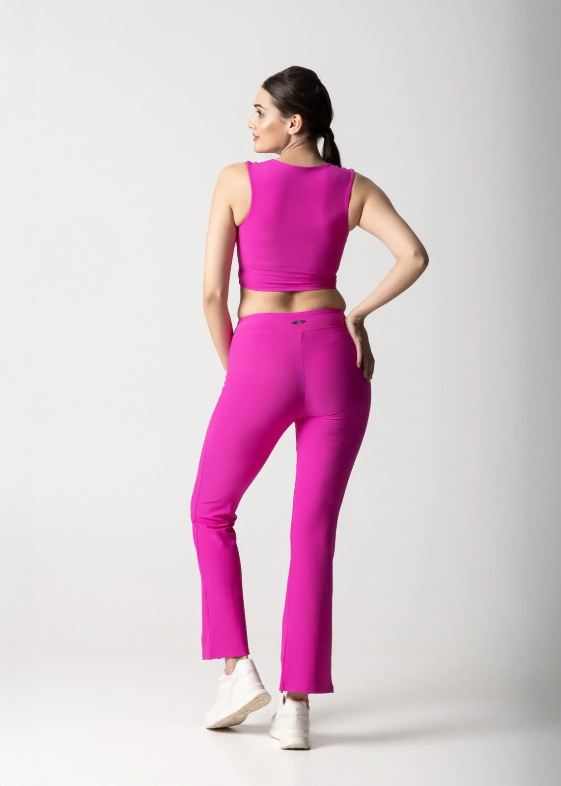 Women Reflective Gym Sports Bra - Shocking Pink - Image 4