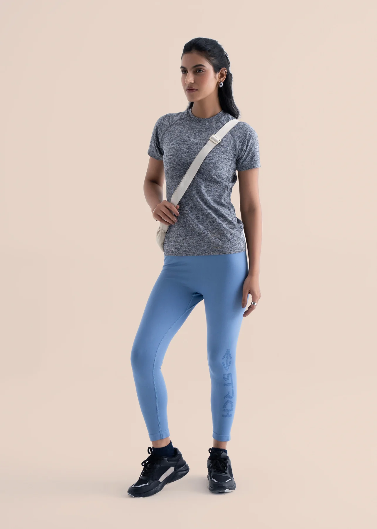 Seamless workout Regular Tee - Dark Grey